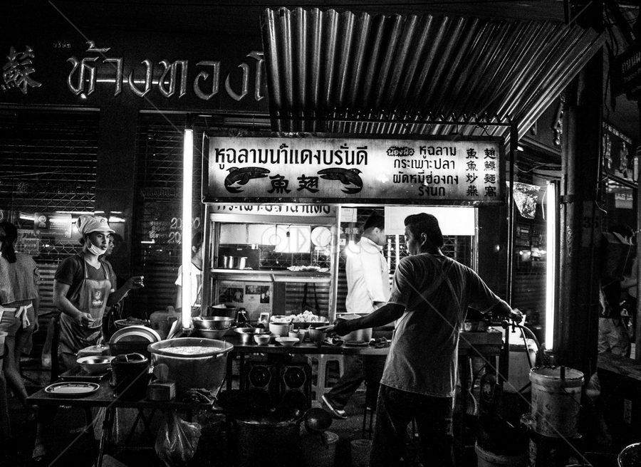 Work for Life by Yohanes Beny - People Street & Candids