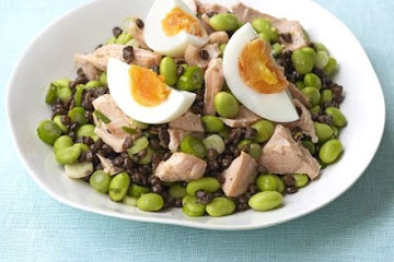 Salmon & soya bean salad