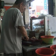 石精臼牛肉湯