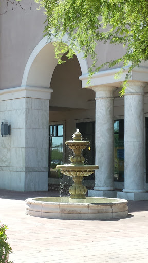 Barnes & Noble Fountain