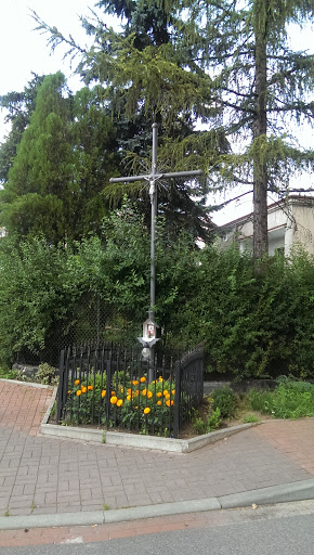 Krzyż Na Ul. Hutnikow
