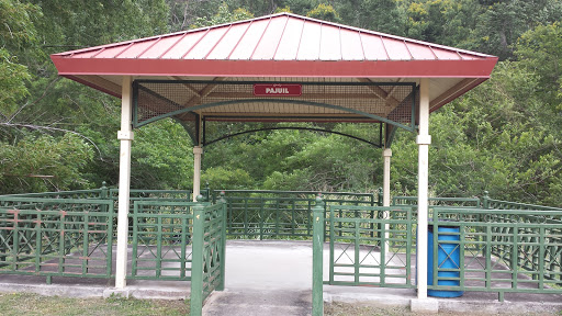 Parque Luis A. Wito Morales Pajuil Hut