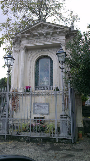 Monumento Augusta Vergine della Provvidenza