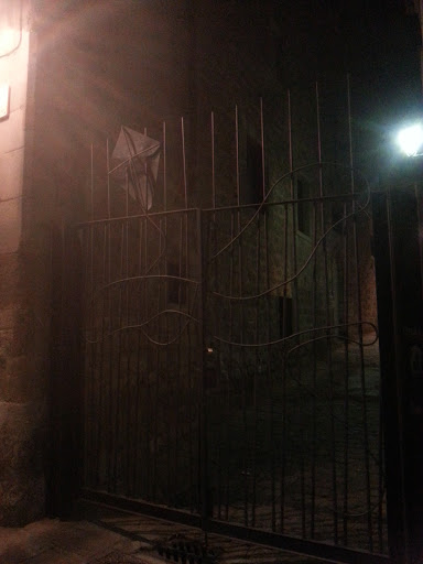 Puerta De Drago De Viento