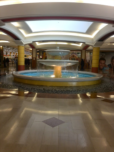 Fontana Auchan