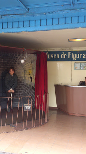 Museo Y Figuras De Cera
