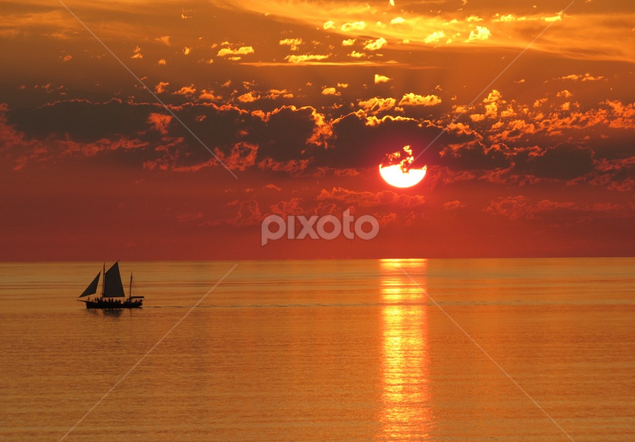 Sunset Journey by Travellingross ! - Landscapes Sunsets & Sunrises