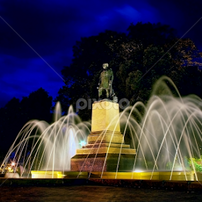 Franklin Square Fountain by Julien Johnston - City,  Street & Park Fountains