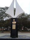 Monumento Parque Quiñones Piura