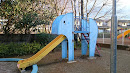 児童公園  象さん滑り台