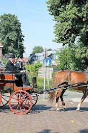 Horse-drawn Vehicle Puzzle poster 1