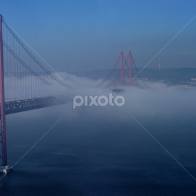 Ponte sobre o Tejo by Joaquim Martins Araujo - Buildings & Architecture Bridges & Suspended Structures