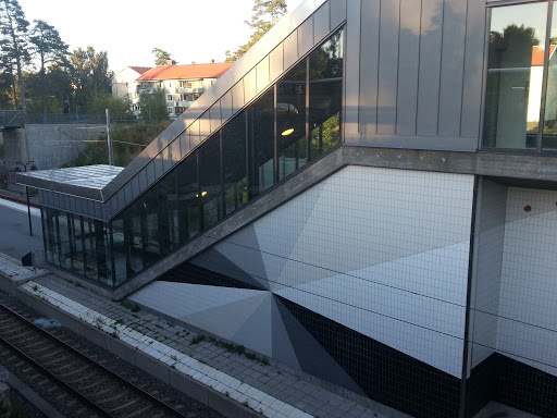 Ösmo Station