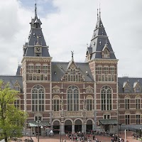 Le bâtiment vu de l'extérieur