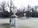 Schönbrunner Vasen