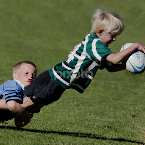 The Try by Trevor Bond - Babies & Children Children Candids