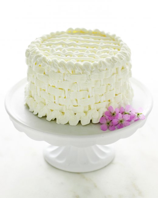 10 Best Almond Buttercream Frosting Recipes