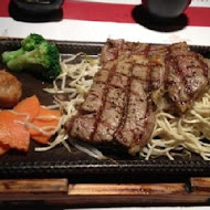 赤鬼炙燒牛排