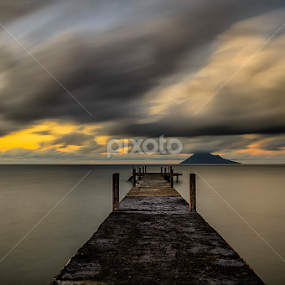 The way to heaven by Jee Cornelius - Landscapes Cloud Formations